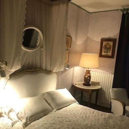 Grand Appartement De Charme Avec Parking Prive Florac Екстериор снимка